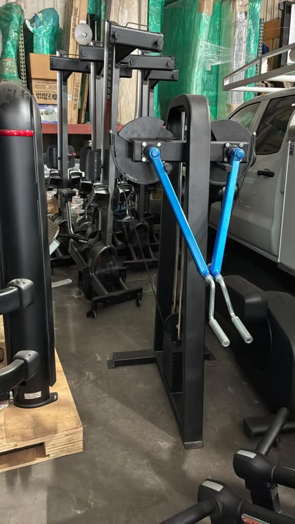 Example 11 of professional gym equipment