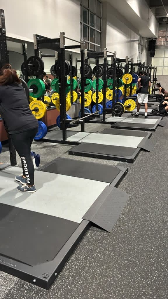 Example 28 of professional gym equipment