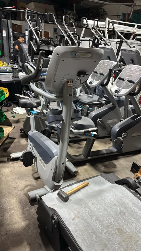 Example 5 of professional gym equipment