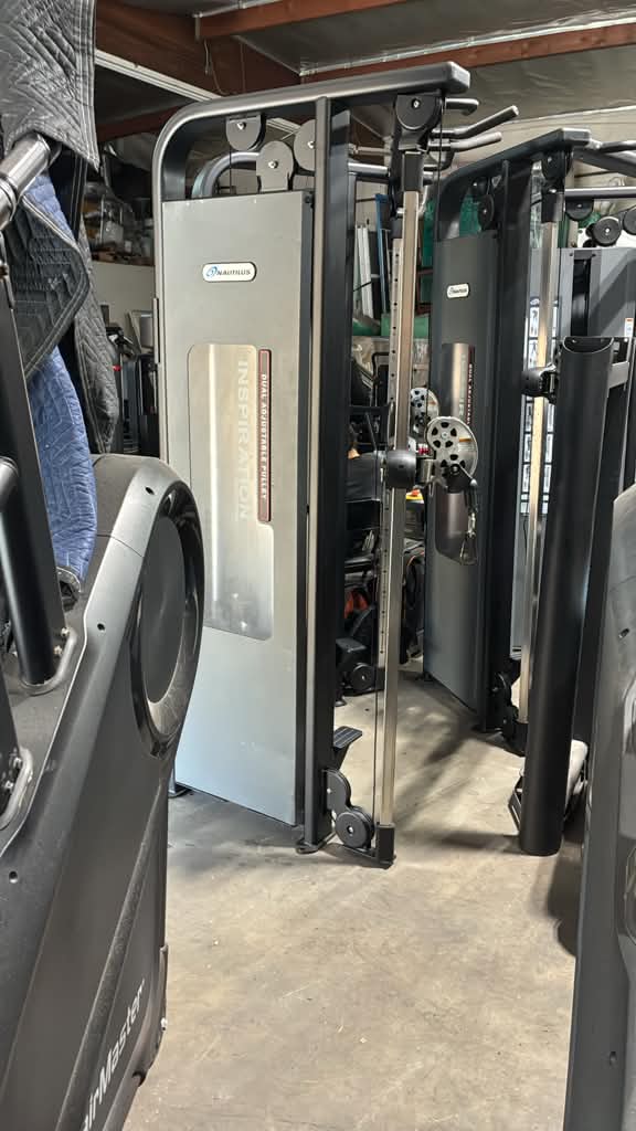 Example 8 of professional gym equipment